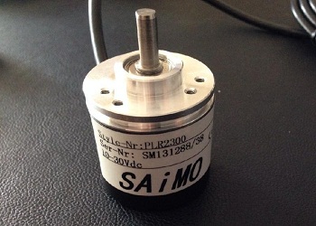 速度傳感器的加速工作原理，將加速度轉(zhuǎn)化成電壓輸出